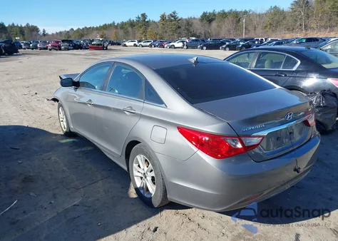 2013 Hyundai Sonata Gls z USA, uszkodzony, nr VIN 5NPEB4AC4DH785941
